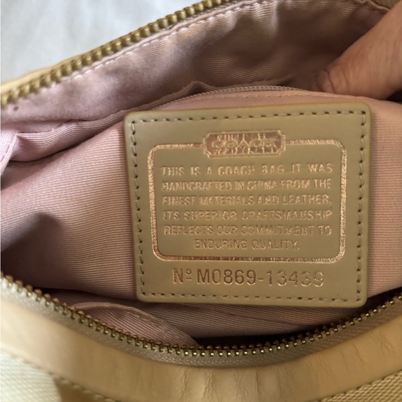 Coach Tan and Cream Shoulder Bag - Picture 3 of 8